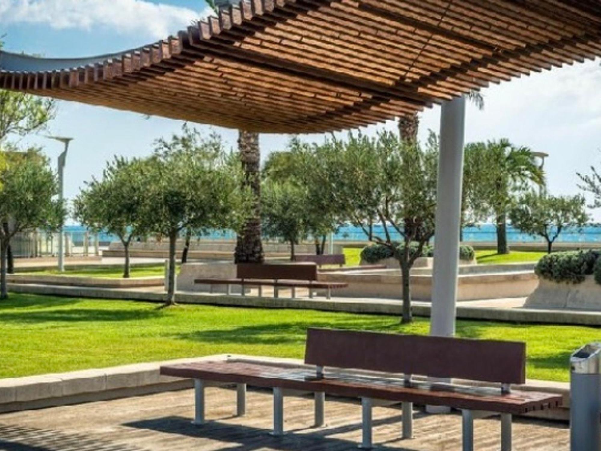 Studio Climatise Pour 3, Face Est, A 50M Plage Et Proche Commerces - Fr-1-466A-23 Saint-Raphaël Exterior foto